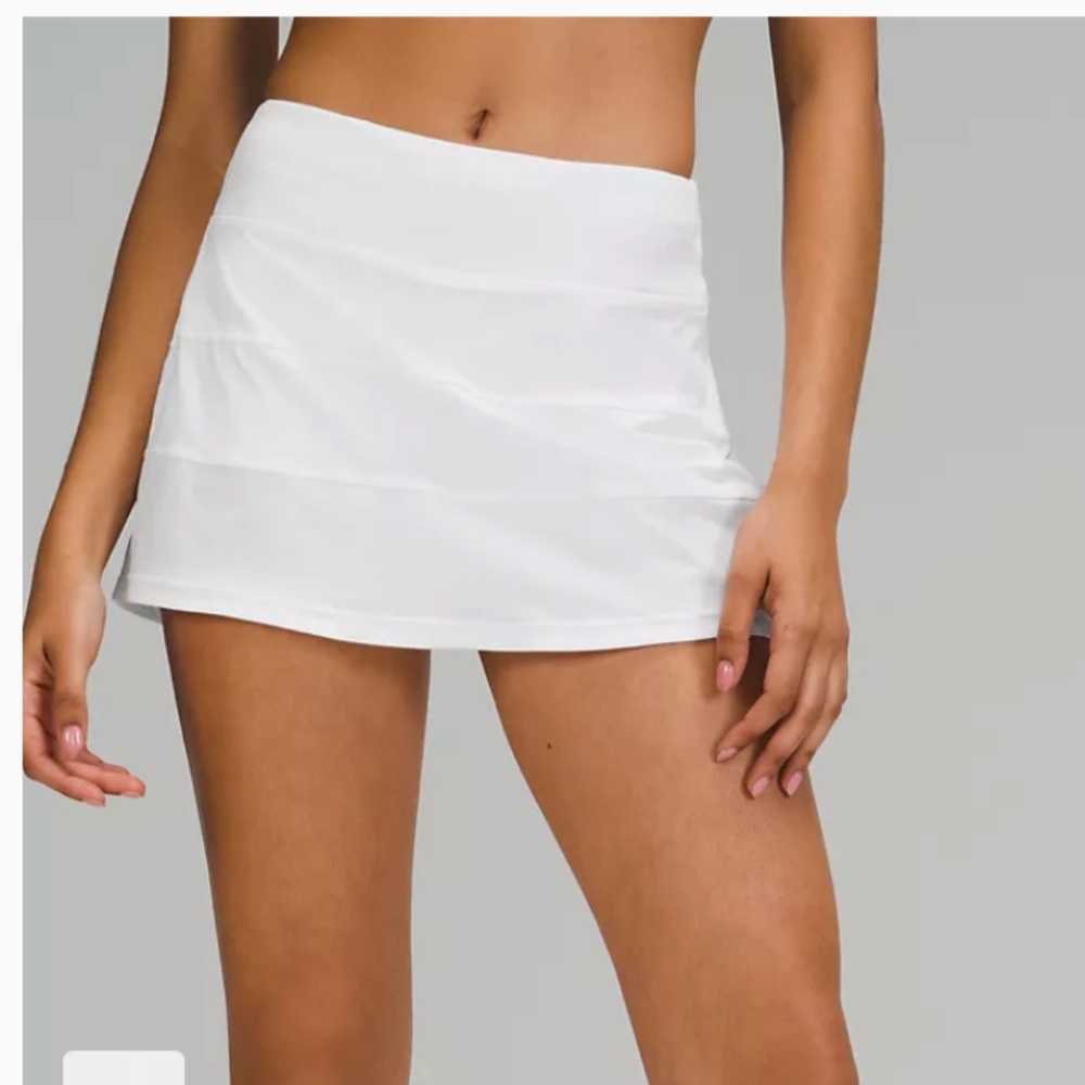 LULULEMON Pace Rival Skit 13"